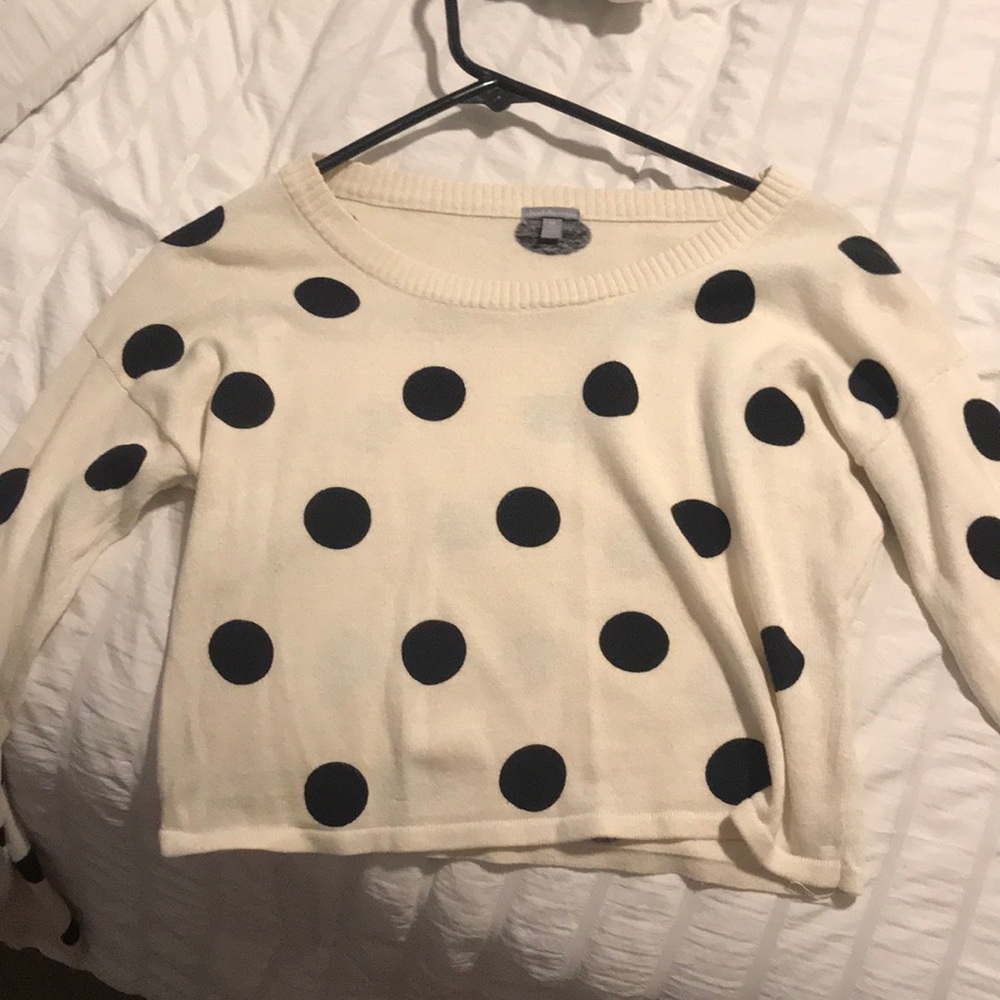 Black and white polka dot cropped long sleeve